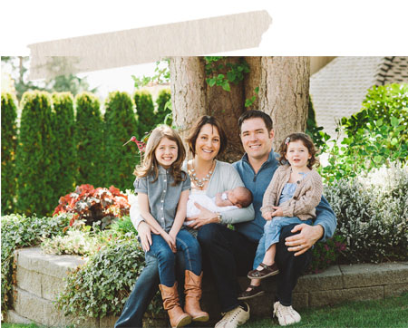 Bellevue newborn photographer positive reviews