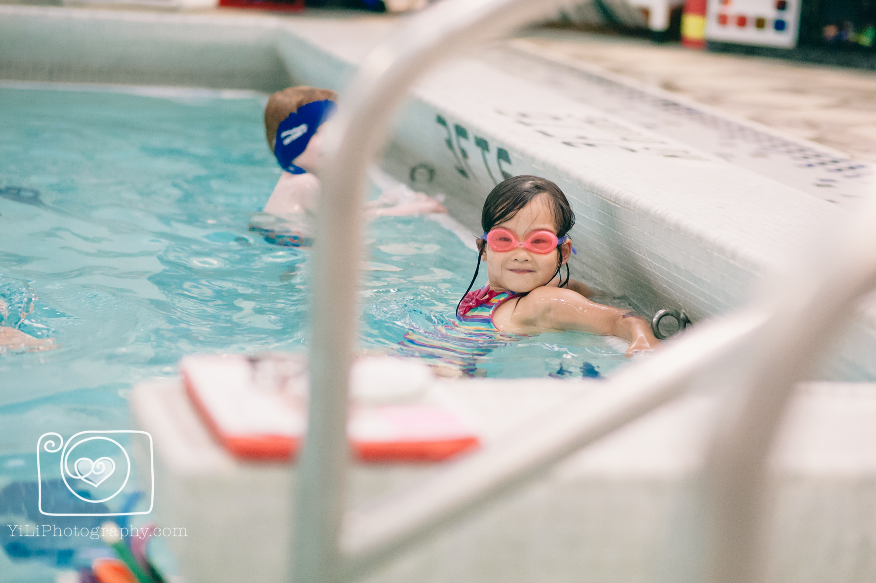 Seattle swimming photographer