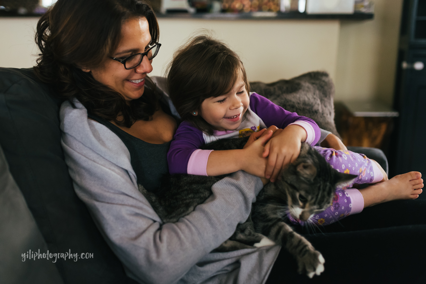 Seattle_Family_Photographer_at_home-1