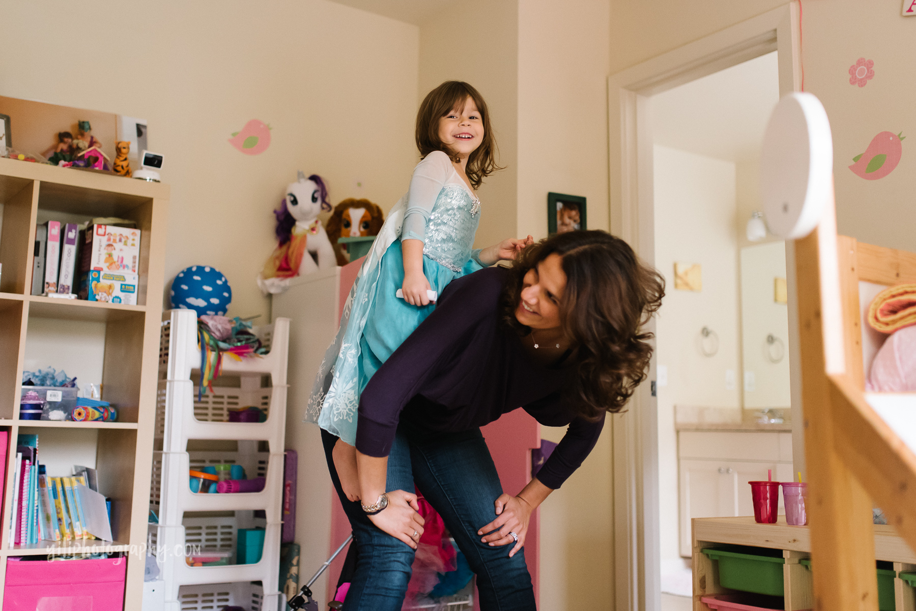 Seattle_Family_Photographer_at_home-15