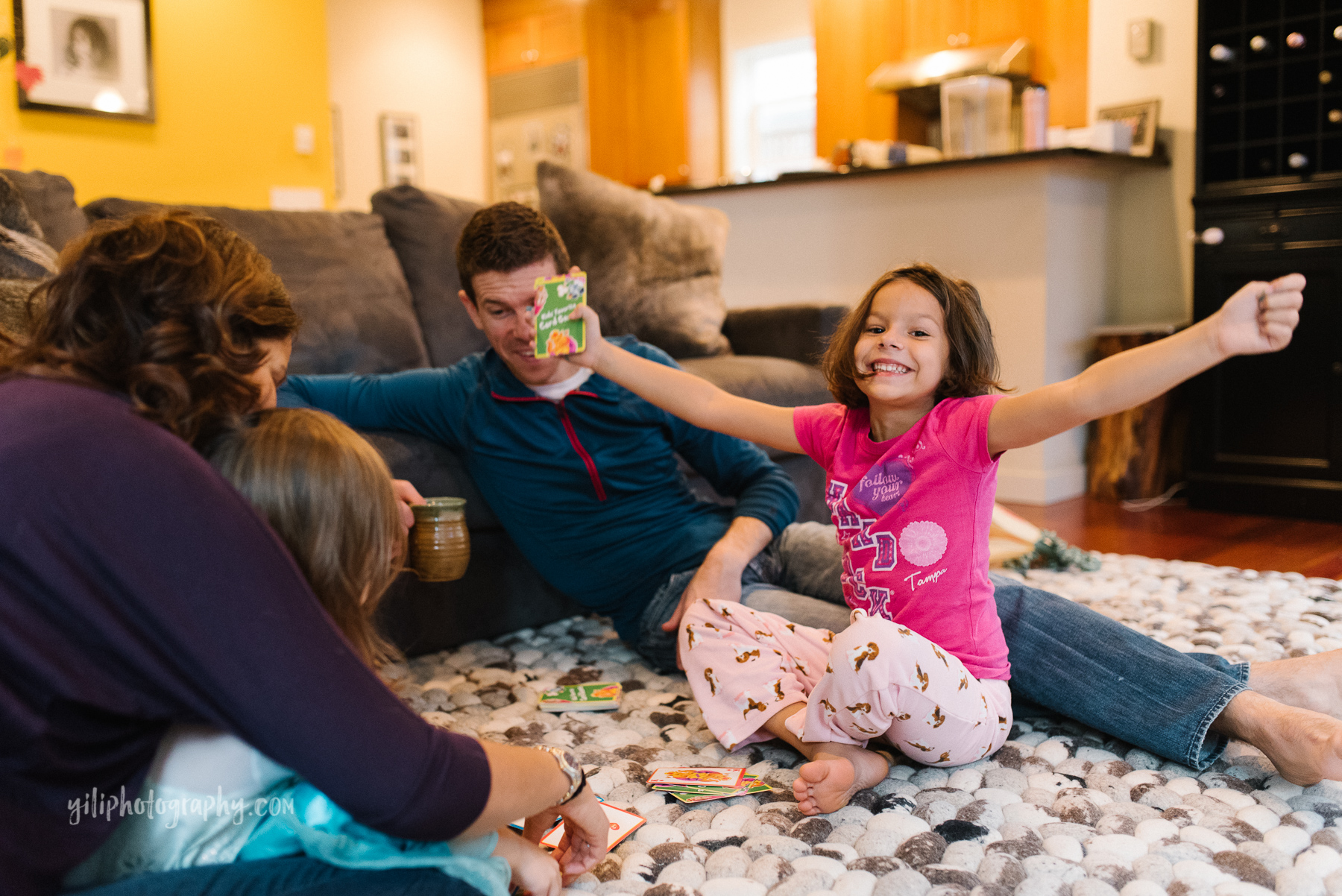 Seattle_Family_Photographer_at_home-18