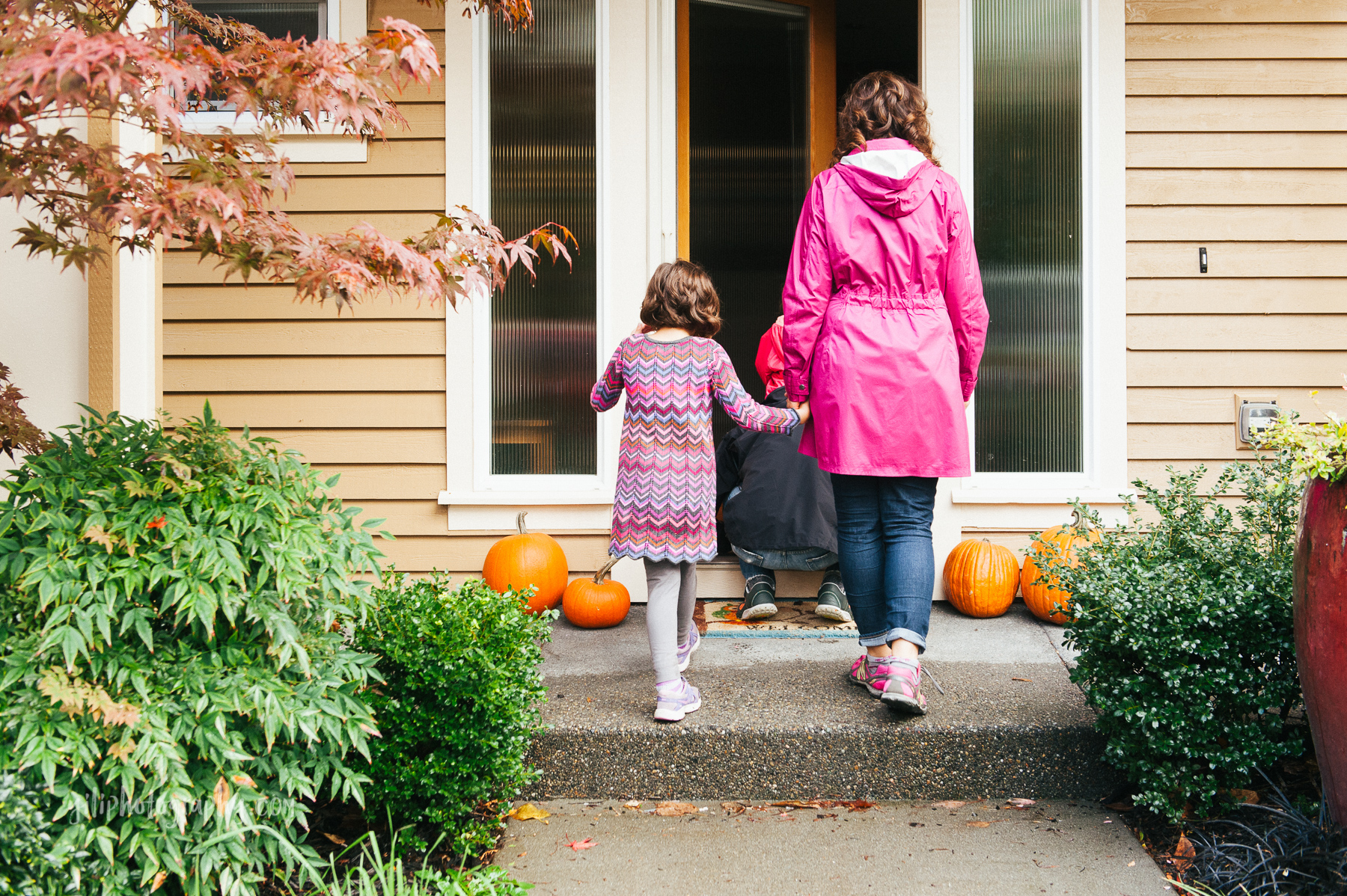 Seattle_Family_Photographer_at_home-27