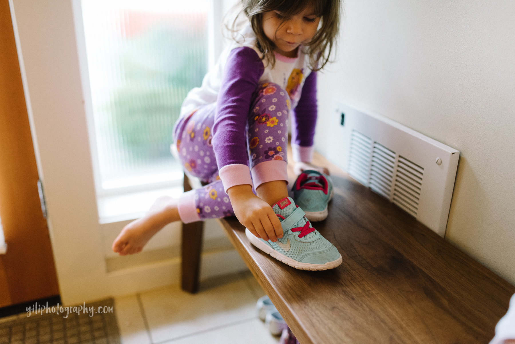 Seattle_Family_Photographer_at_home-7